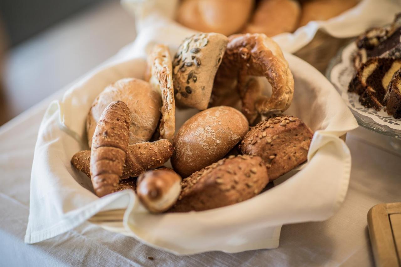 Restaurant Gaestehaus Wiesenheim 유던스 외부 사진