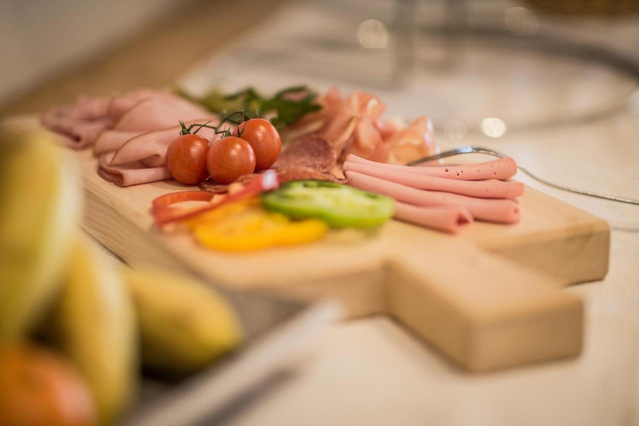 Restaurant Gaestehaus Wiesenheim 유던스 외부 사진